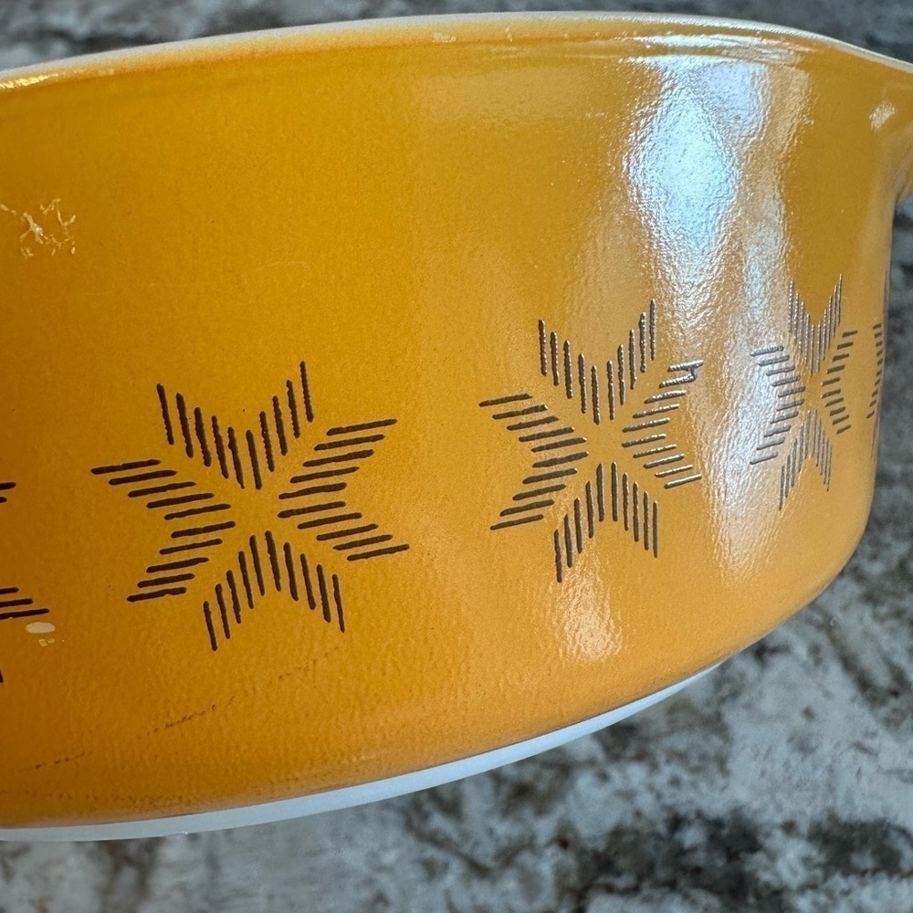 Pyrex Town & Country Cross Stitch Star Orange Casserole Dish With Lid - Picture 13 of 13